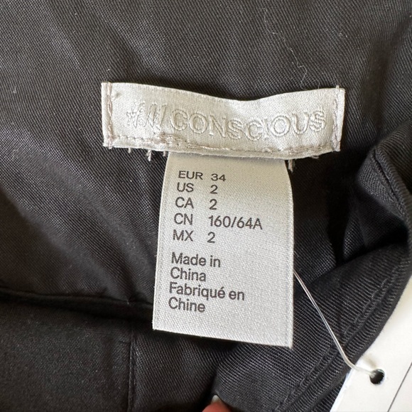 Brand New Flowy Dress Pants - Picture 3 of 6